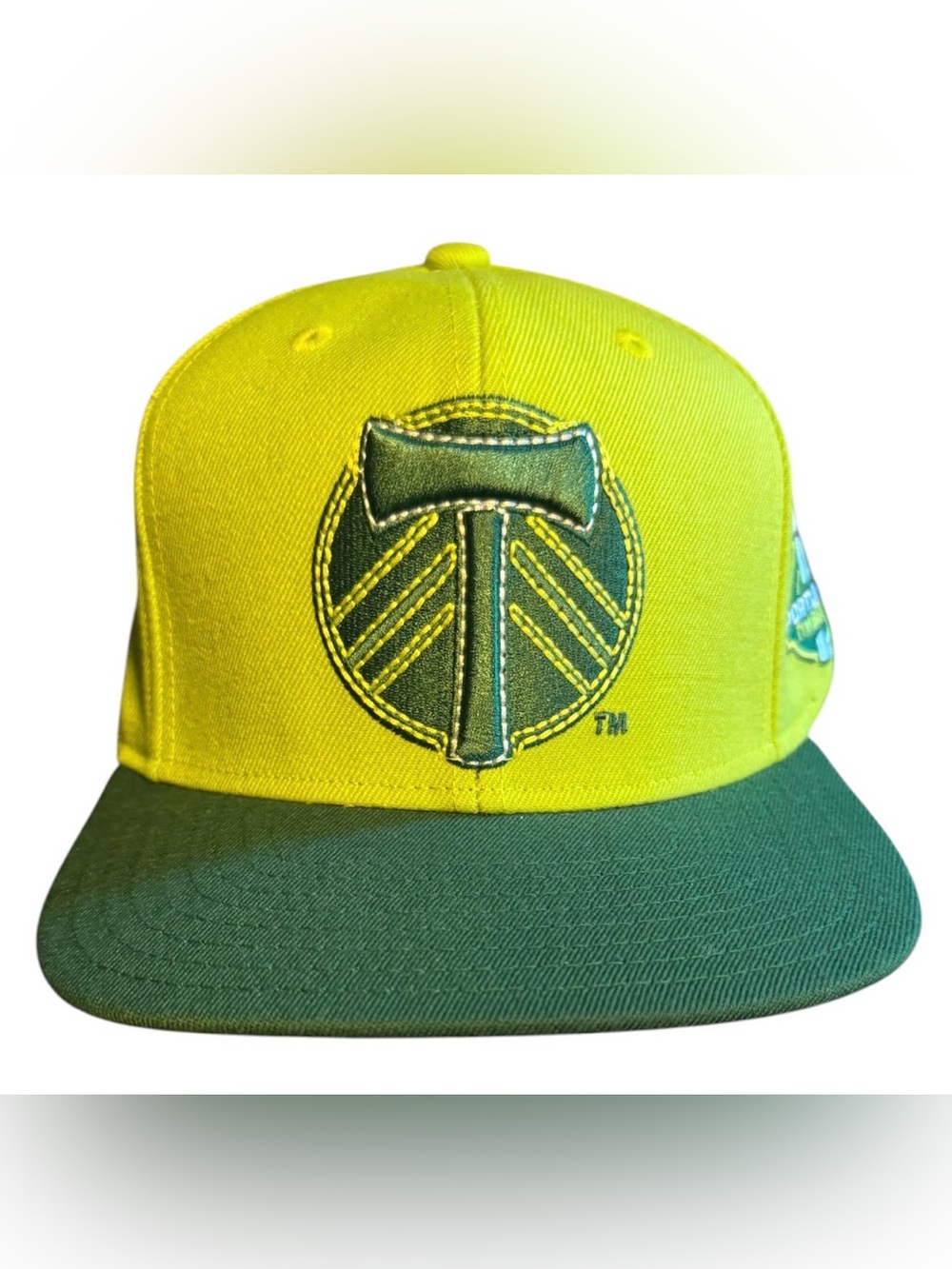 adidas Men’s Neon Green Portland Timbers Snapback Hat - OS